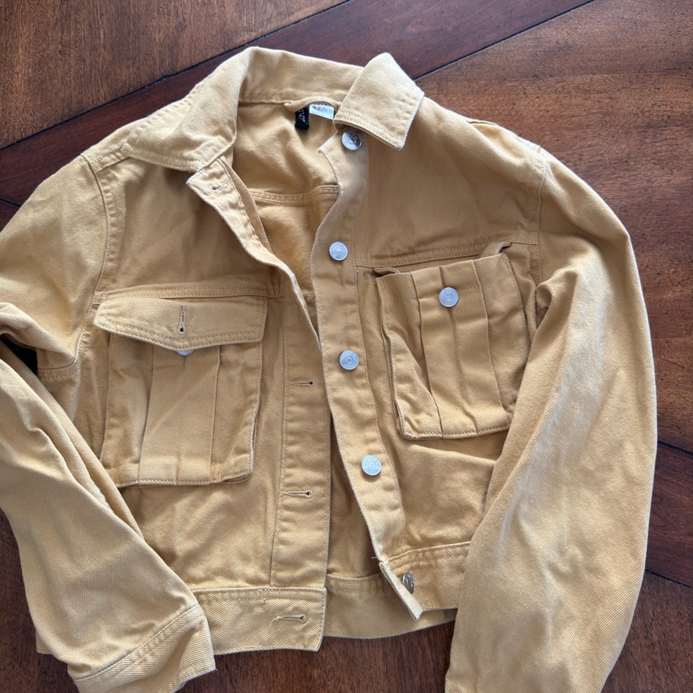 Great denim jacket